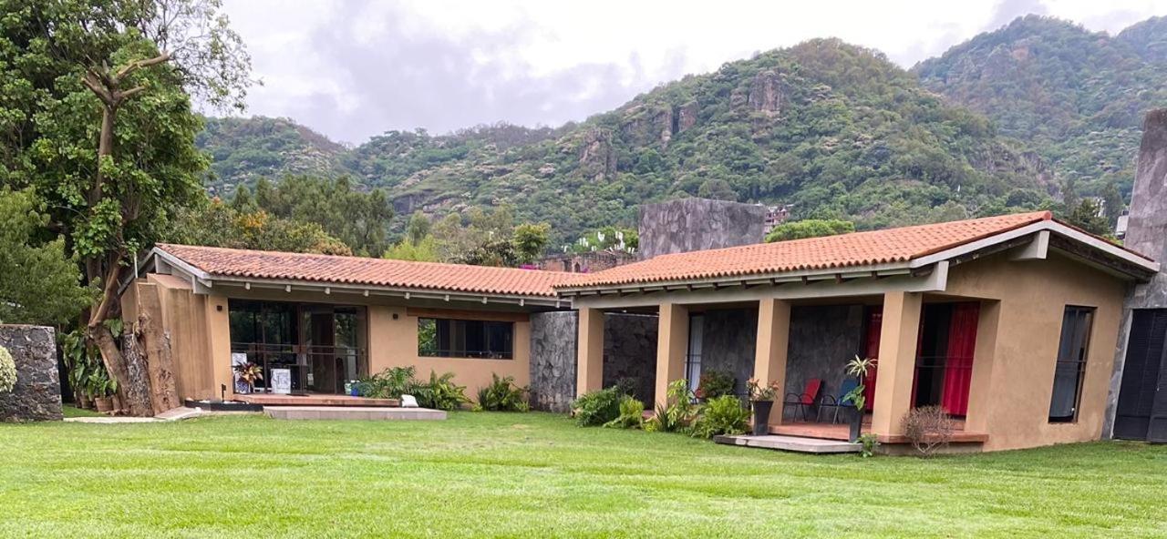 Hostal Villa Quieta Tepoztlán Buitenkant foto