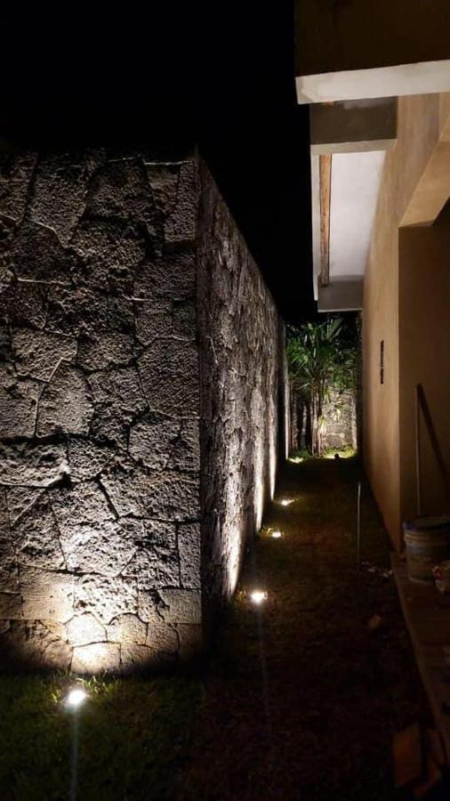 Hostal Villa Quieta Tepoztlán Buitenkant foto