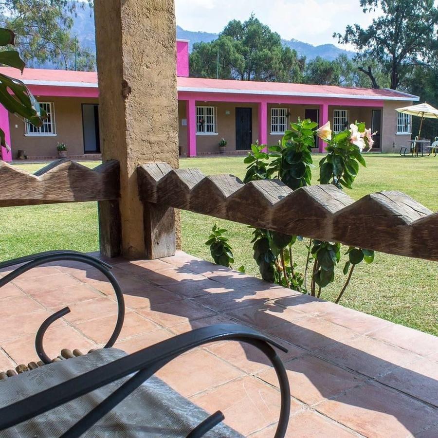 Hostal Villa Quieta Tepoztlán Buitenkant foto